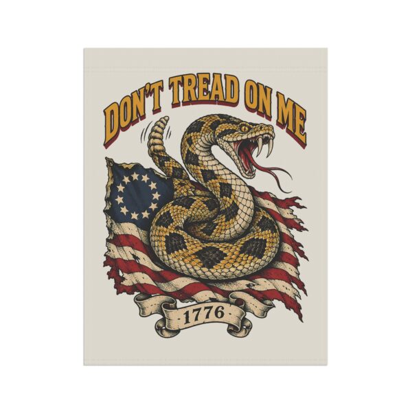 Don't Tread on Me Rattlesnake Garden Flag