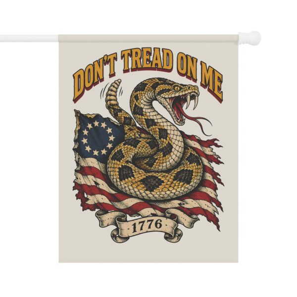 Don't Tread on Me Rattlesnake Garden Flag