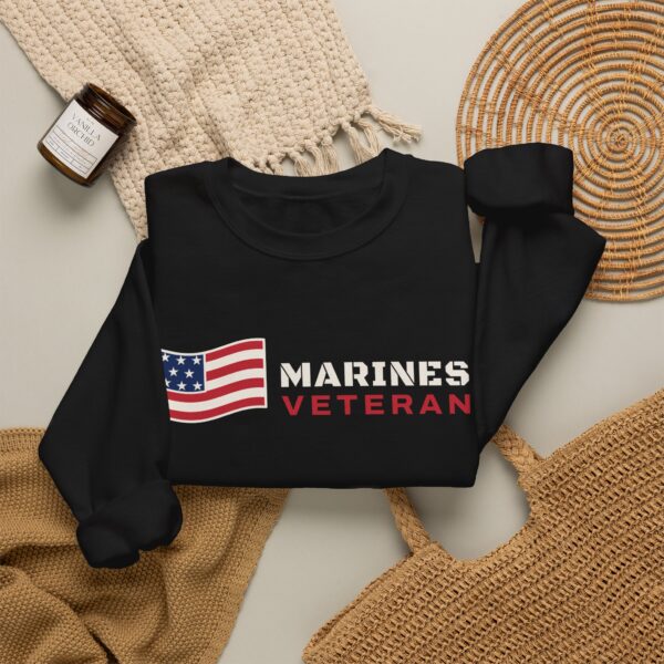 Marines Veteran Flag Crewneck Sweatshirt, Black