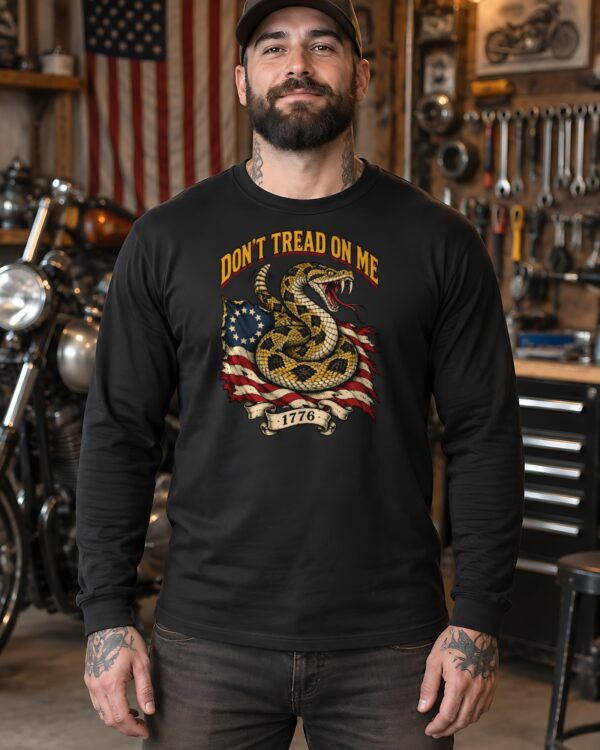 Don't Tread on Me Rattlesnake Long Sleeve Tee